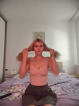 HotBlondie69 online show from 06/20/26, 01:16