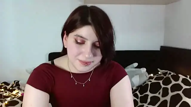 Snapshot of Oriana_secret chatting on 06/10/26, 08:04 Oriana secret online show from 06/10/26, 08:04