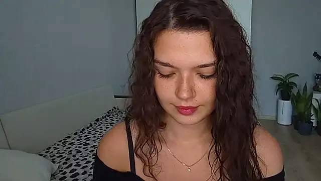 Snapshot of Vicki_queen chatting on 07/08/26, 05:19 Vicki queen online show from 07/08/26, 05:19