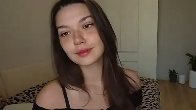 Snapshot of Vicki_queen chatting on 06/25/26, 05:12 Vicki queen online show from 06/25/26, 05:12