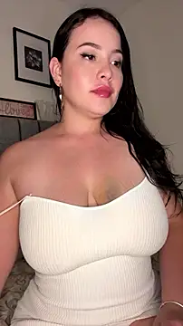 Snapshot of Olivia_valentti chatting on 07/05/26, 04:30 Olivia valentti online show from 07/05/26, 04:30