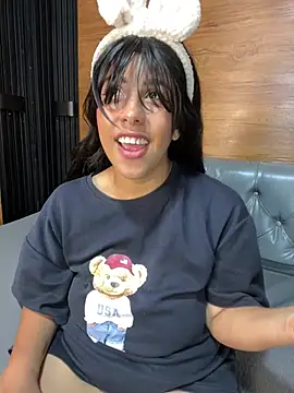 Alexia Lerner online show from 07/08/26, 08:09