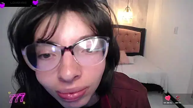 Snapshot of Allyshon_ chatting on 07/14/26, 08:26 Allyshon online show from 07/14/26, 08:26