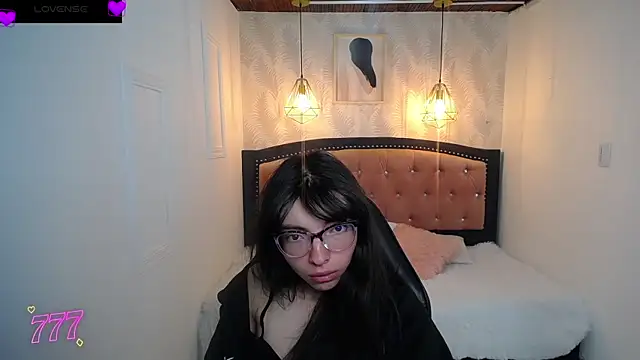 Snapshot of Allyshon_ chatting on 07/08/26, 08:20 Allyshon online show from 07/08/26, 08:20