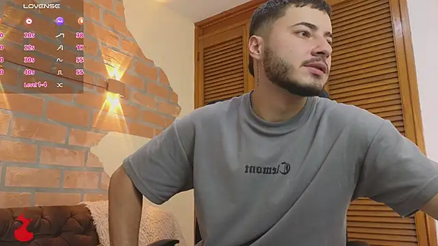 Brandon 01 online show from 05/19/26, 07:54