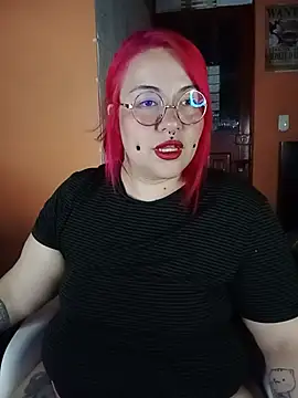 Snapshot of bruja_sscarlata chatting on 06/26/26, 01:44 bruja sscarlata online show from 06/26/26, 01:44