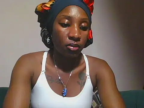 Snapshot of Hornycammy23 chatting on 06/06/26, 05:56 Hornycammy23 online show from 06/06/26, 05:56