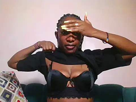 Snapshot of Hornycammy23 chatting on 06/12/26, 07:11 Hornycammy23 online show from 06/12/26, 07:11