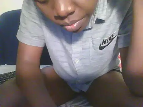 Snapshot of preety_ebony23 chatting on 07/11/26, 08:42 preety ebony23 online show from 07/11/26, 08:42