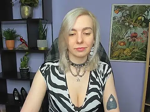 velvetanne online show from 05/27/26, 06:43