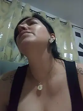 dhanya moon online show from 06/17/26, 03:17