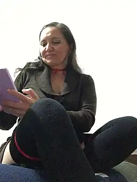 Snapshot of Alexa_montiel chatting on 06/12/26, 02:53 Alexa montiel online show from 06/12/26, 02:53