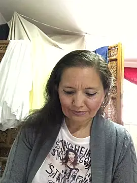 Snapshot of Alexa_montiel chatting on 06/10/26, 02:51 Alexa montiel online show from 06/10/26, 02:51