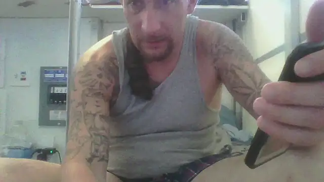 brazybooty92 online show from 06/05/26, 09:09