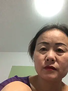 tongfy online show from 06/09/26, 11:11