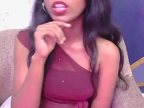 Snapshot of iliyana-20 chatting on 06/09/26, 04:19 iliyana-20 online show from 06/09/26, 04:19