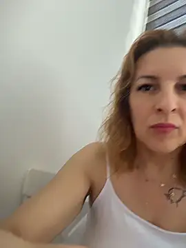 Hot-Milf4U online show from 06/19/26, 06:41