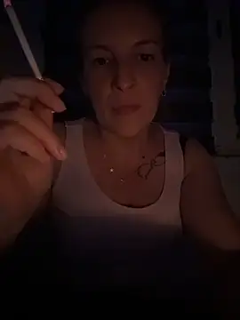 Hot-Milf4U online show from 06/08/26, 06:30