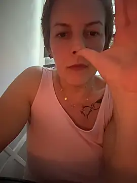 Hot-Milf4U online show from 06/07/26, 04:56