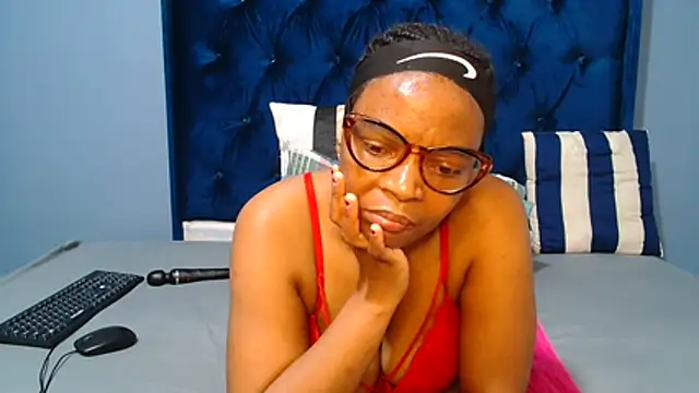 hotsexyberry23 online show from 07/04/26, 03:49