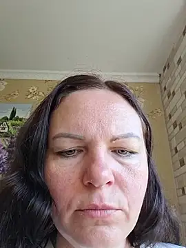 Snapshot of Meri_a chatting on 06/17/26, 05:07 Meri a online show from 06/17/26, 05:07