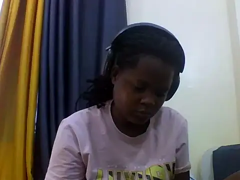 Snapshot of ladar chatting on 05/30/26, 05:03 ladar online show from 05/30/26, 05:03
