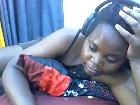Snapshot of ladar chatting on 05/23/26, 04:44 ladar online show from 05/23/26, 04:44