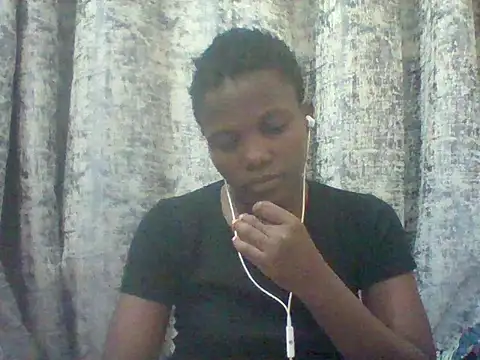 Snapshot of tina_2030 chatting on 05/21/26, 05:32 tina 2030 online show from 05/21/26, 05:32
