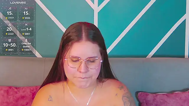 Lia Avalon online show from 06/06/26, 12:21