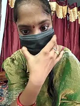 reshma124 online show from 06/17/26, 05:29