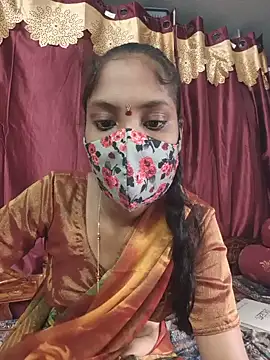 reshma124 online show from 06/18/26, 06:23