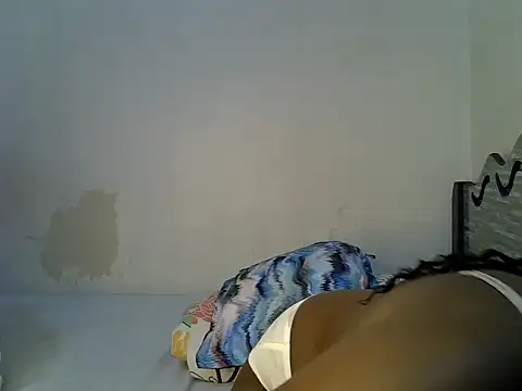 Snapshot of pretty_siren chatting on 05/22/26, 05:55 pretty siren online show from 05/22/26, 05:55