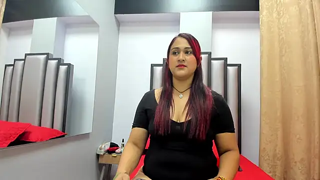 nahala 23 online show from 05/28/26, 12:11