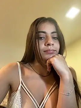 Hanna Cruz  online show from 07/10/26, 04:07