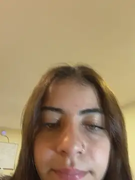 Hanna Cruz  online show from 07/02/26, 01:39