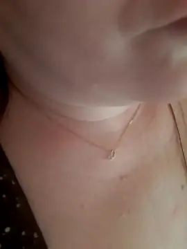 LiliDeBonnet online show from 05/21/26, 05:38