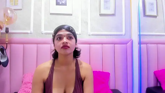 velvet girll online show from 05/20/26, 03:31