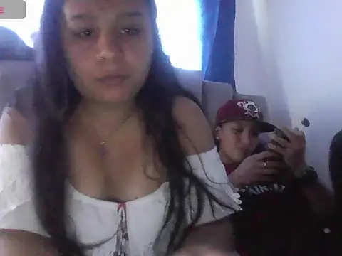 Snapshot of Amber_rose17 chatting on 05/31/26, 08:09 Amber rose17 online show from 05/31/26, 08:09