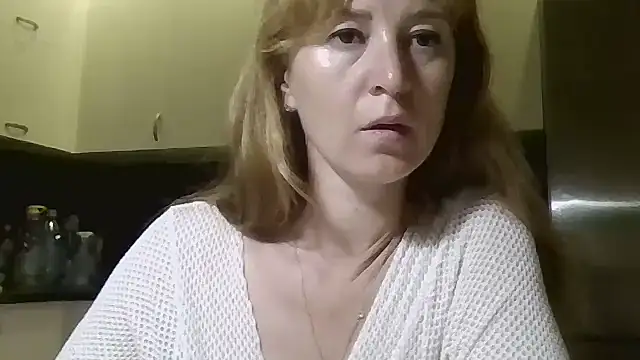AnissaDolll online show from 06/11/26, 11:35