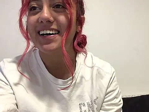 Emma Cut online show from 06/05/26, 07:30