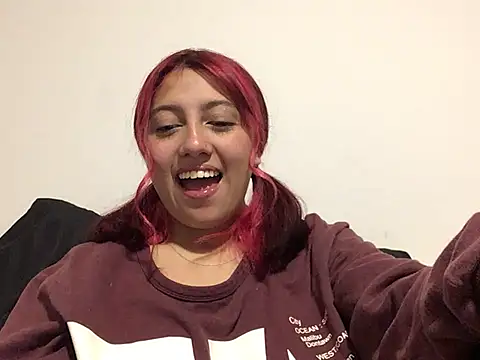 Emma Cut online show from 06/04/26, 01:32