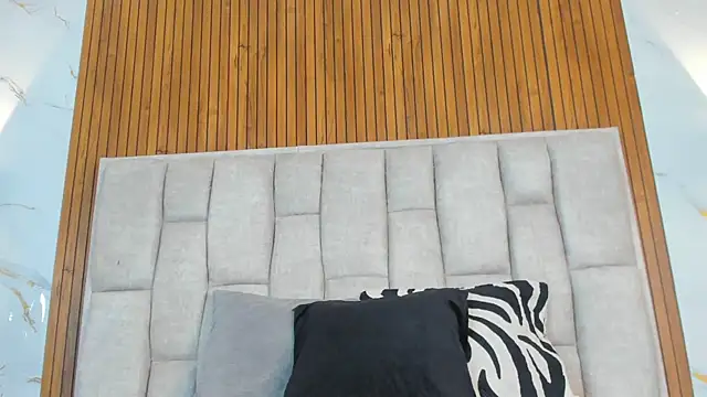 Ivy grayy  online show from 07/02/26, 06:03