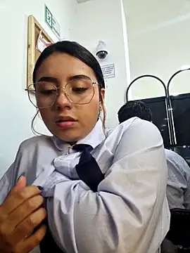 Angela  05 online show from 06/11/26, 01:08