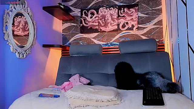 Cloee cameron online show from 06/24/26, 07:55