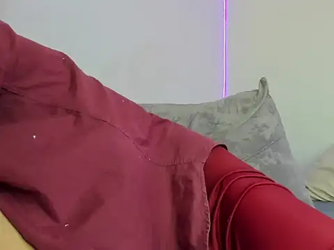 skoook gray  online show from 05/26/26, 05:33