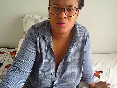 CandyYumsAerolaXX online show from 06/01/26, 06:57