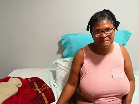 CandyYumsAerolaXX online show from 06/21/26, 07:19