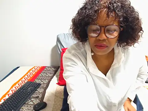 TashaBebe online show from 06/17/26, 05:34
