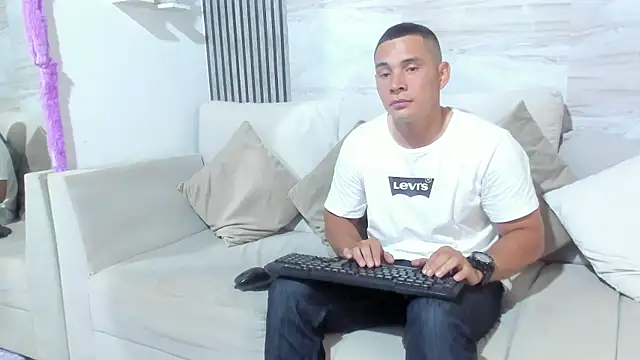dylan viper online show from 05/25/26, 03:17