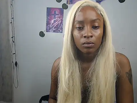 Snapshot of -HotMess chatting on 07/19/26, 12:57 -HotMess online show from 07/19/26, 12:57